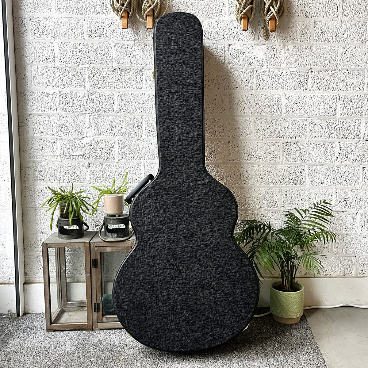 Boston CJZ-100-16 archtop guitar case 16 inch