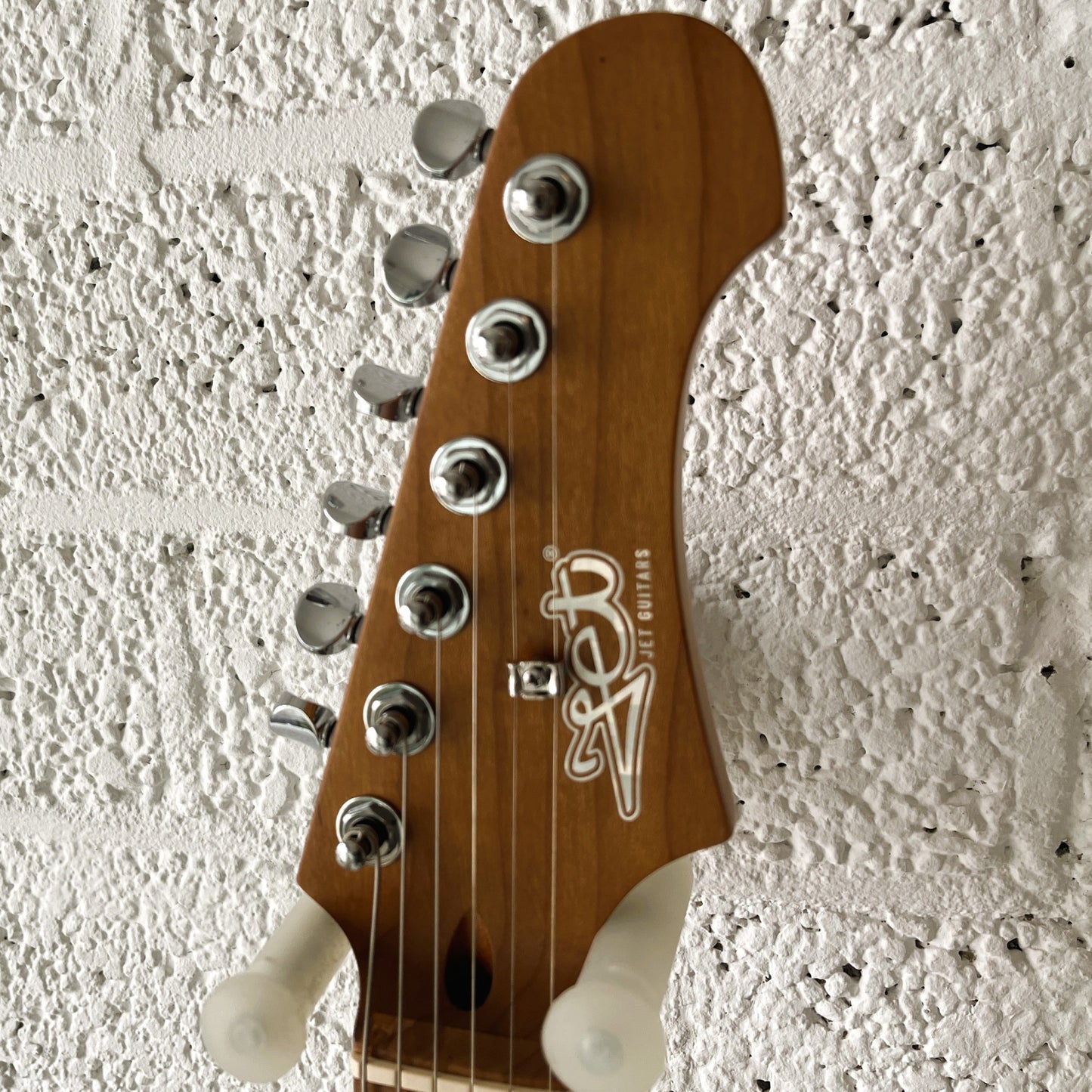 jet js300 electric guitar sunburst headstock