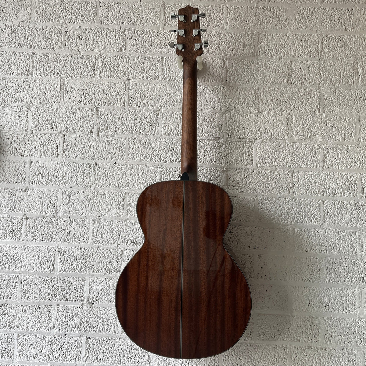 takamine gn30 brown sunburst acoustic guitar nex body back view