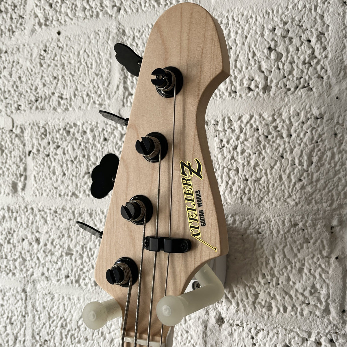 atelier z beta4 natural black line headstock
