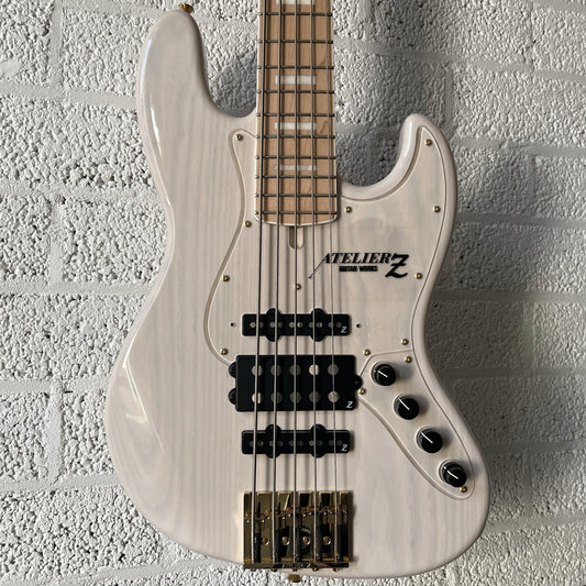 Atelier Z JHJ-265 Custom 5-string bass in Transparent White with gold hardware body
