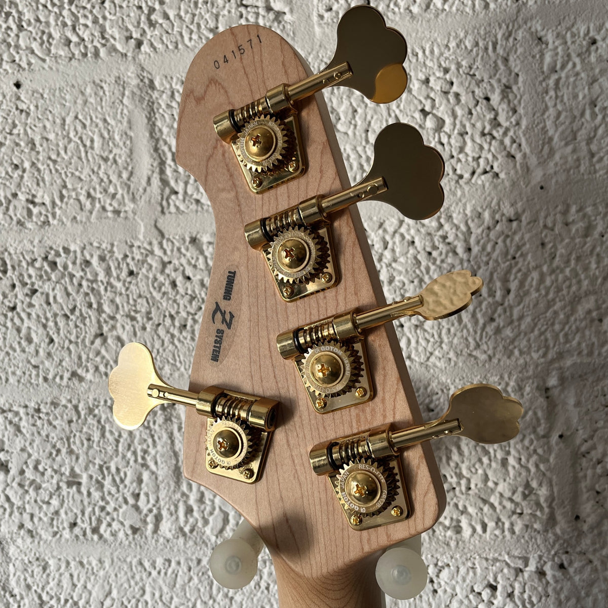 Atelier Z JHJ-265 Custom 5-string bass in Transparent White with gold hardware headstock back view