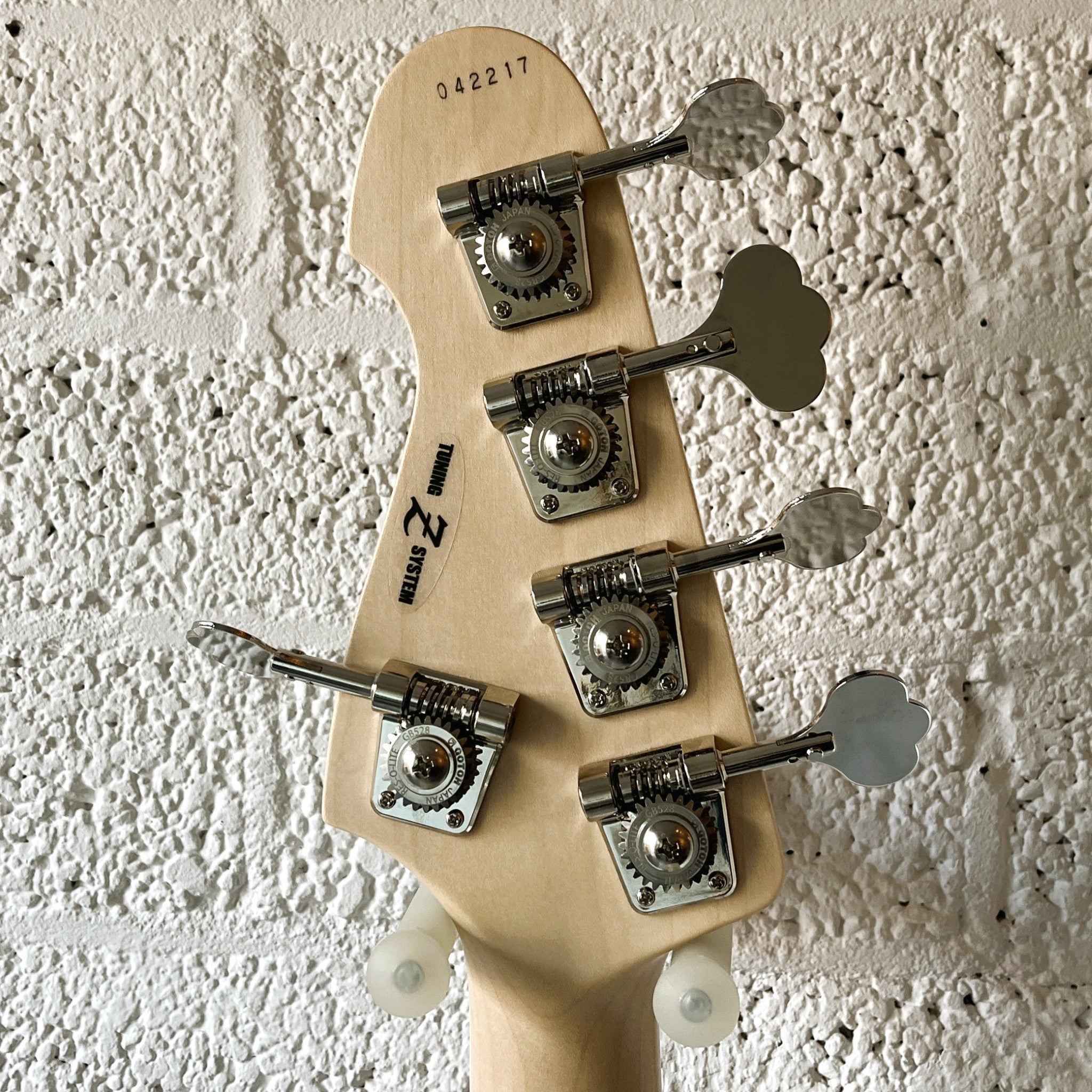 Atelier Z M265 Natural – 5-snarige bas met Bartolini XTCT – Made