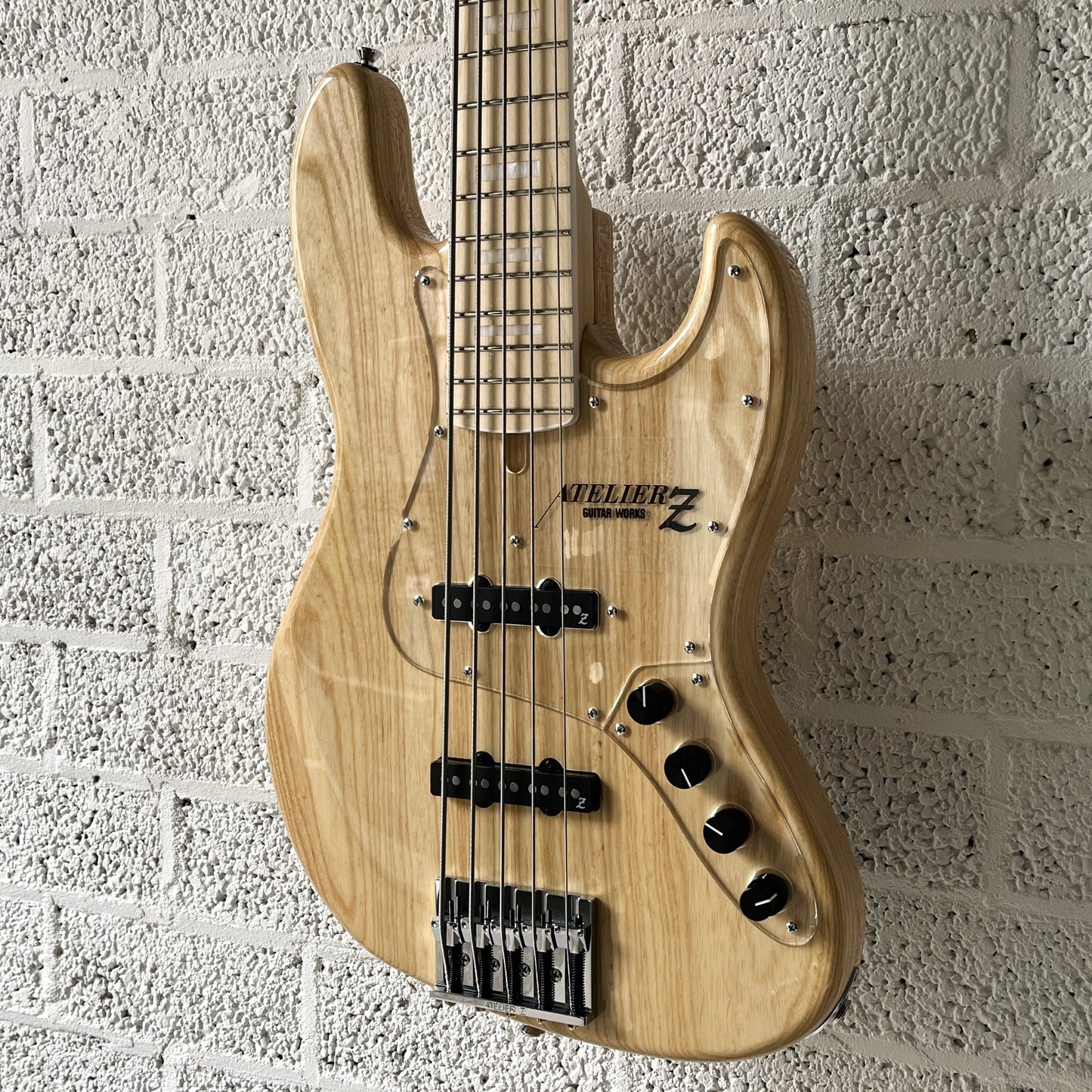 atelier z m265 natural hand-built japanese 5-string active bass pickup cover removed body angled