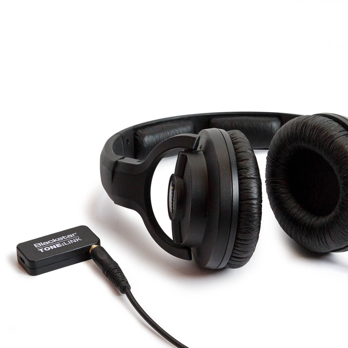 blackstar tone link bluetooth audio receiver in use with headphones