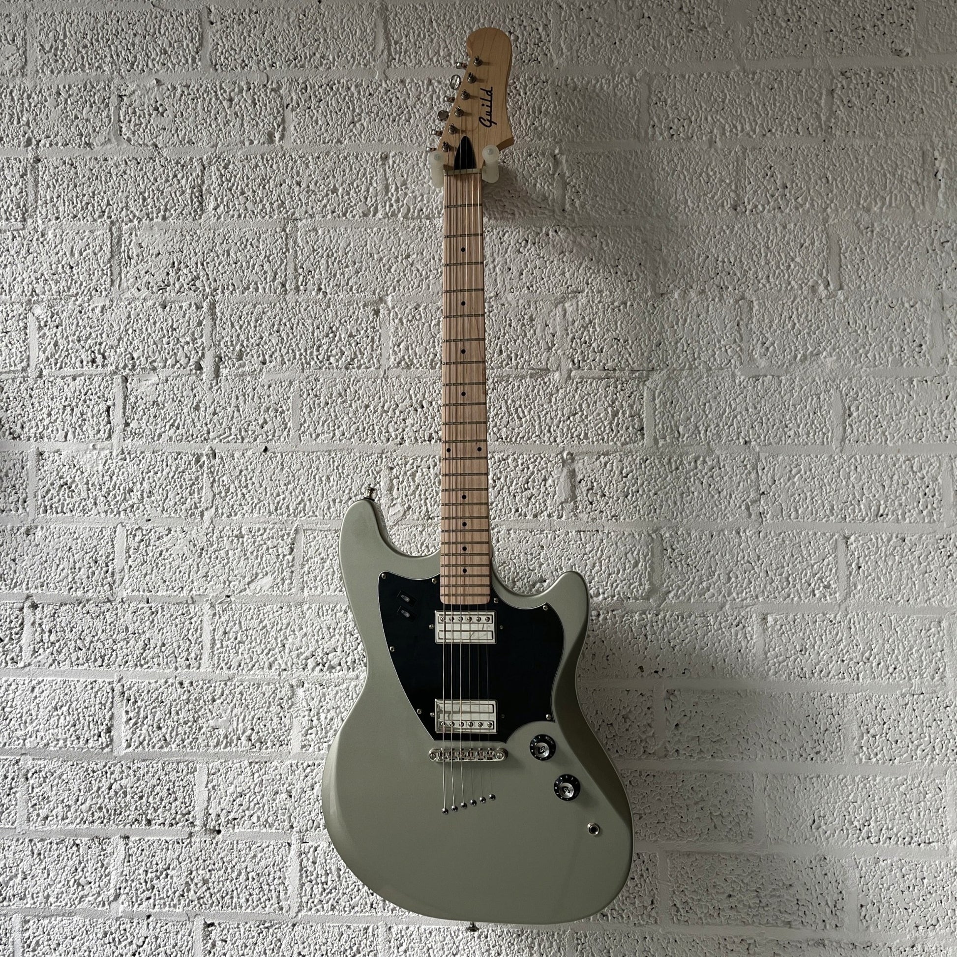 guild surfliner hh electric guitar shoreline mist