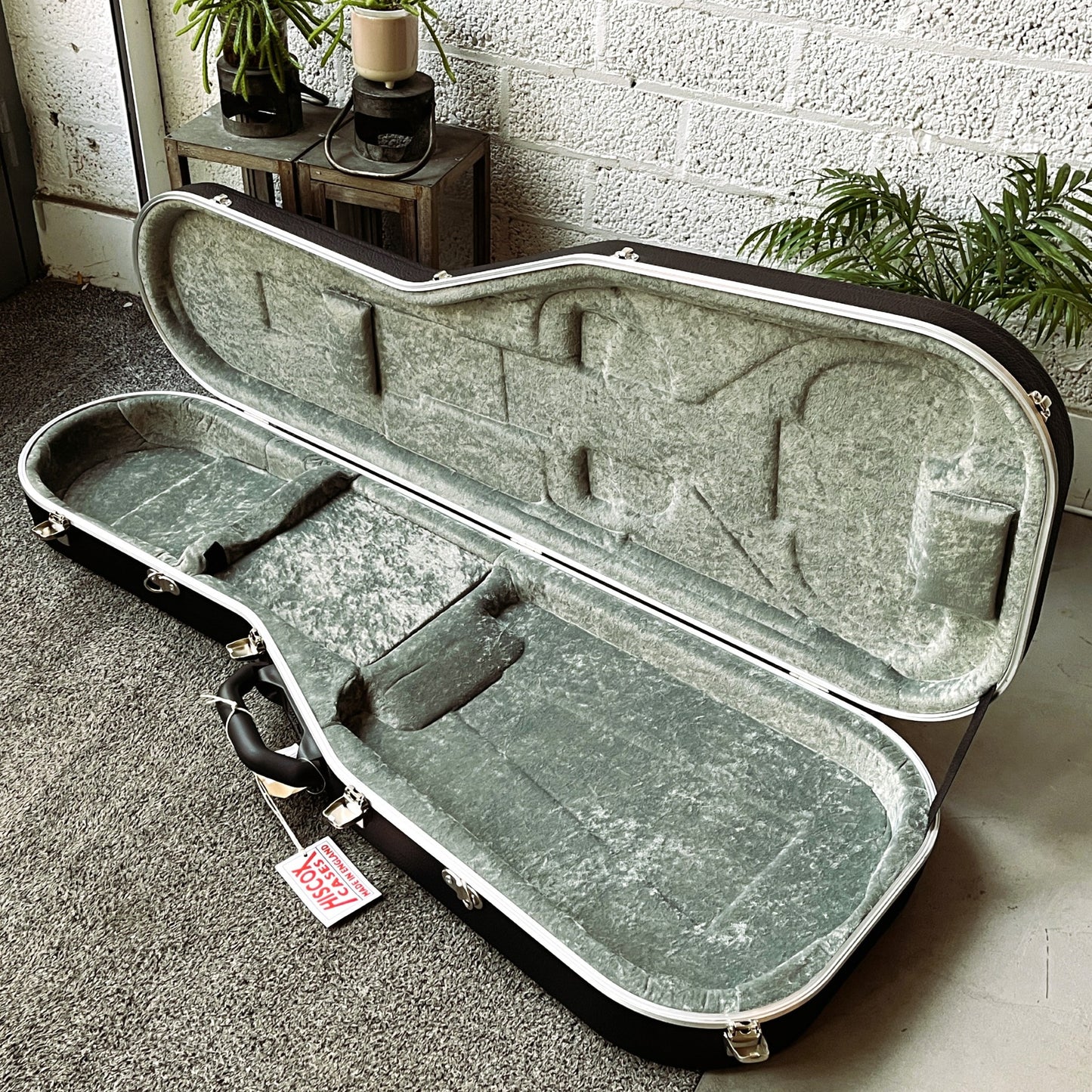 hiscox liteflite std-ef electric guitar hard case black open