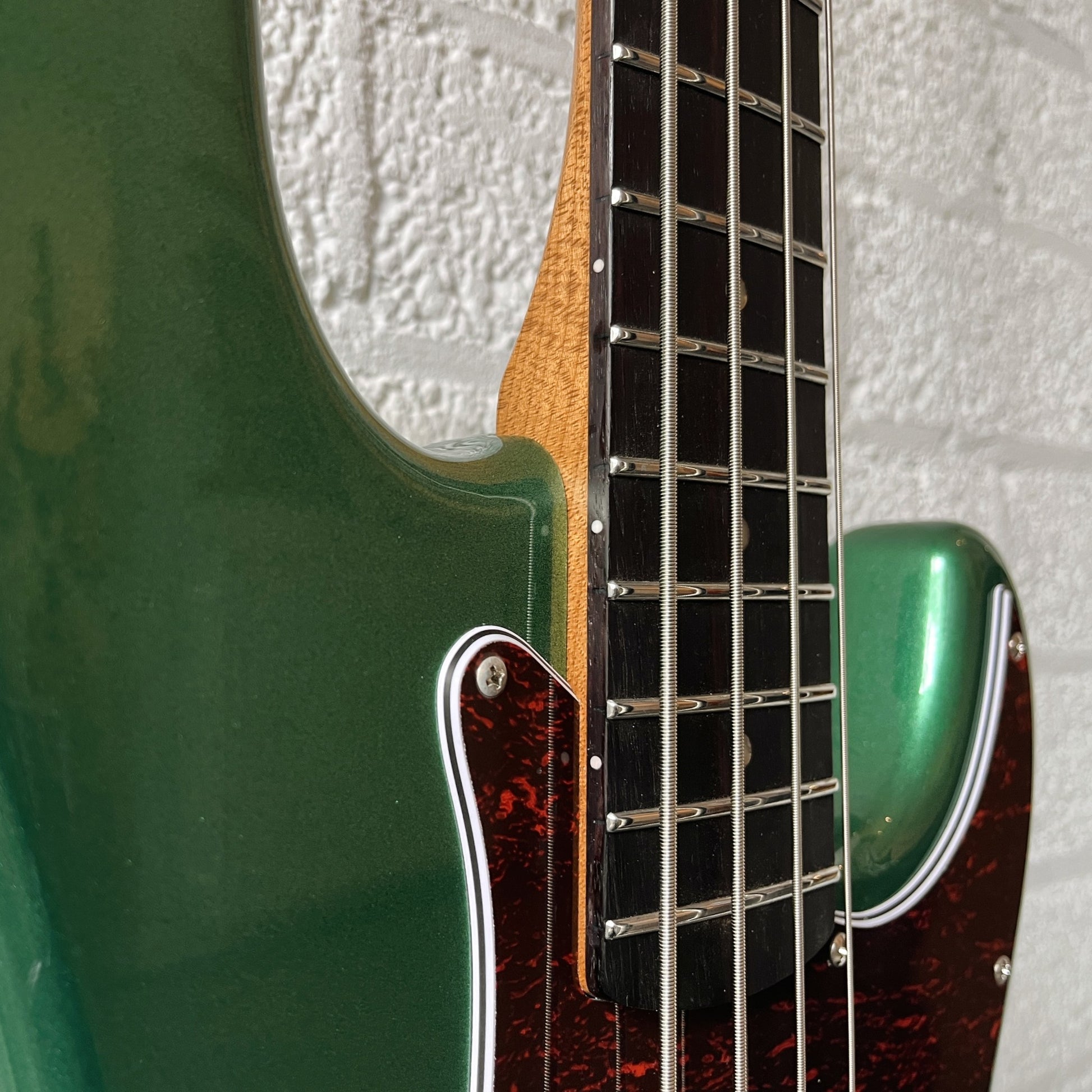 jet jpb300 electric bass green rosewood fretboard
