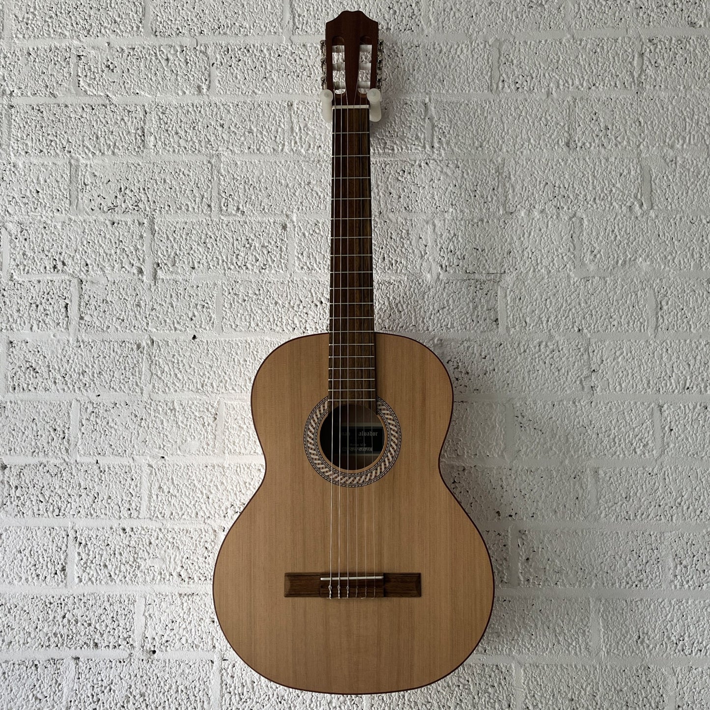 juan salvador 1cs classical guitar senorita