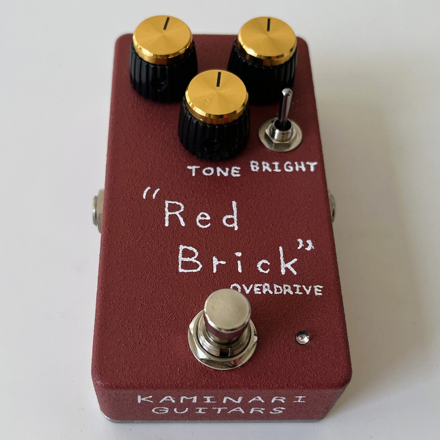kaminari red brick overdrive pedal – japanese boutique mid-gain overdrive - top front view