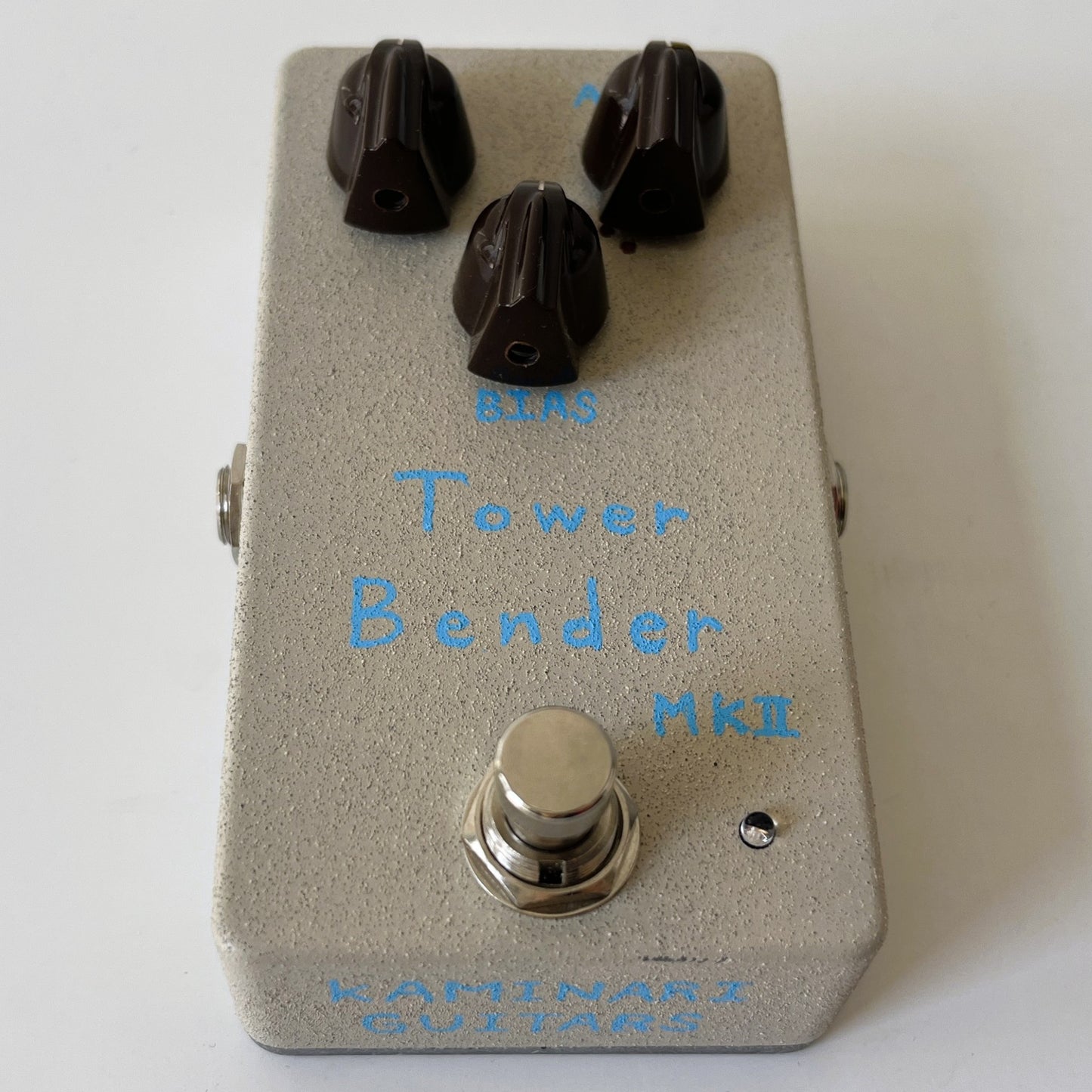kaminari tower bender mkii pedal – vintage-style mkii fuzz handmade in japan - top front view