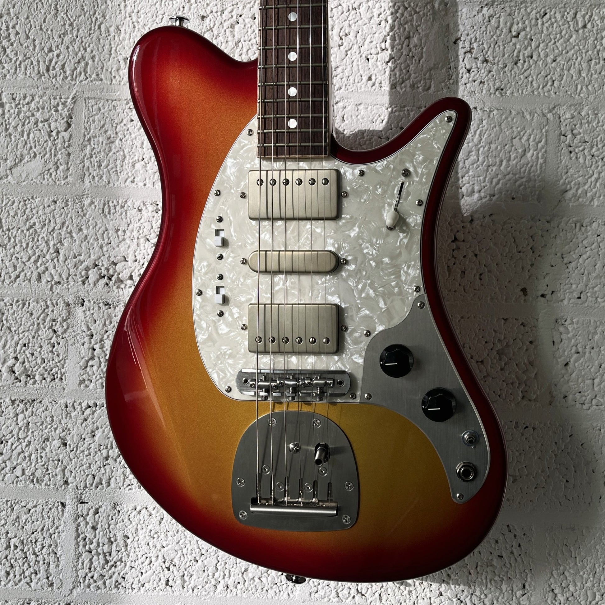 oopegg trailbreaker mk1 fireburst body closeup