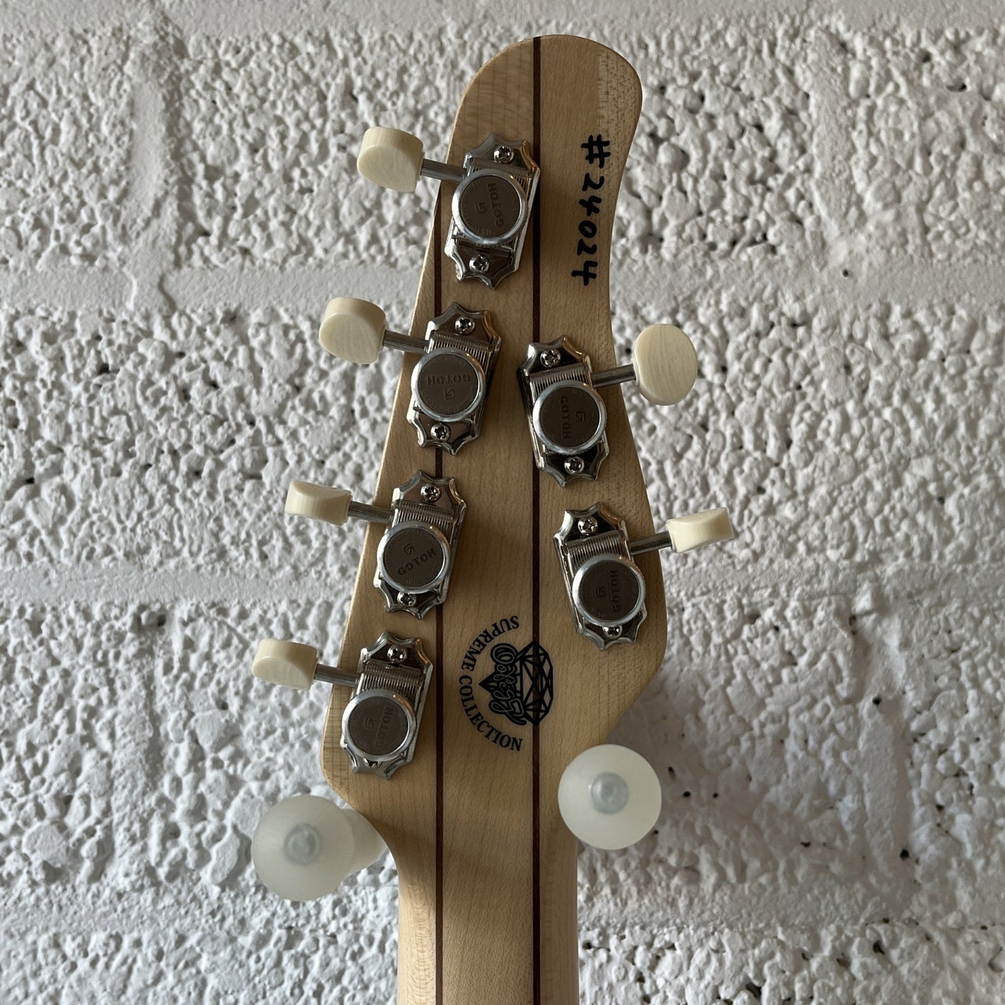 oopegg trailbreaker mk1 fireburst headstock back view