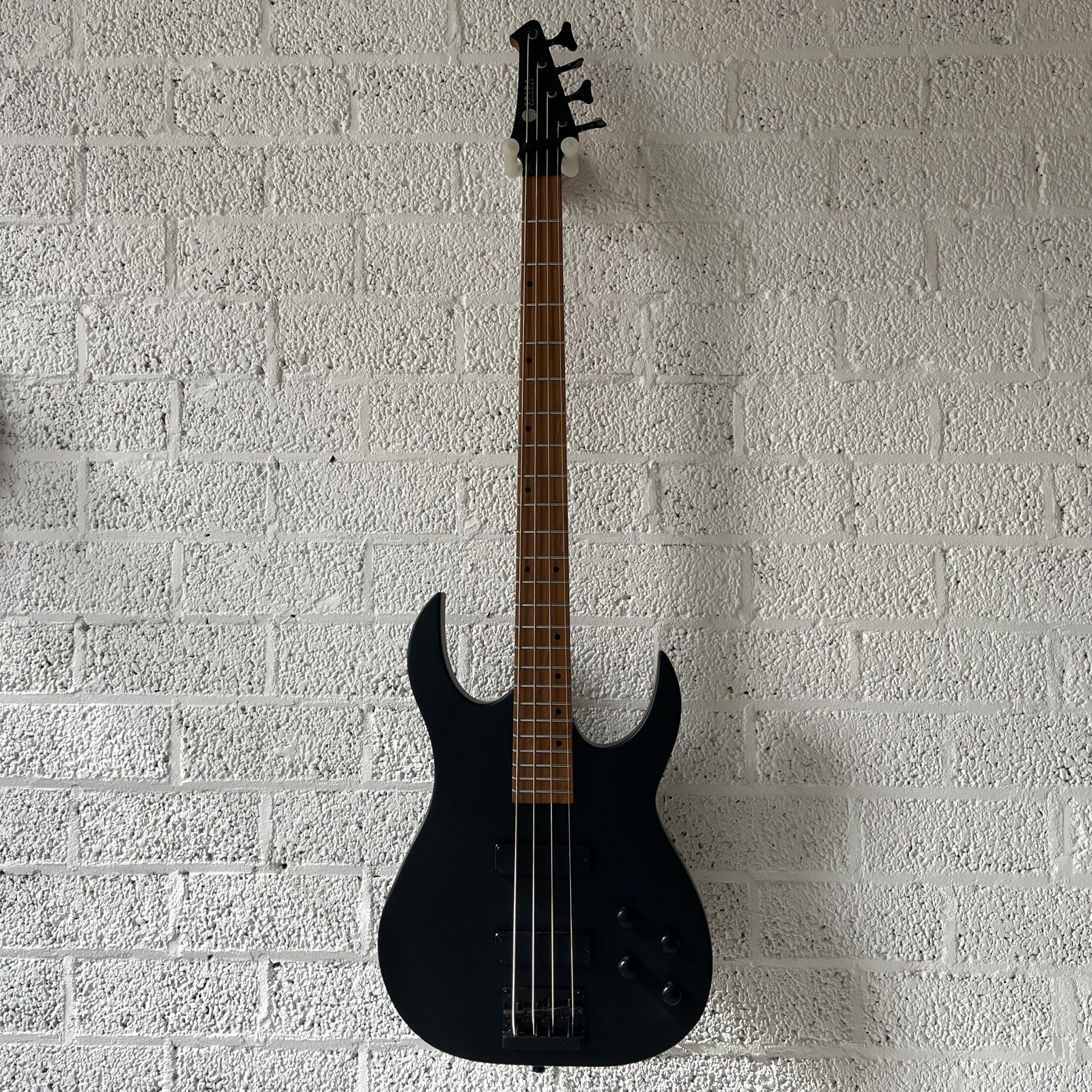 spira b400 mbk satin black active electric bass