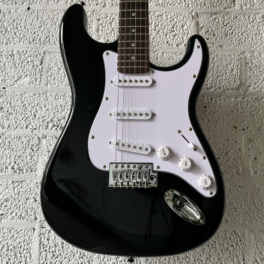 sx ed1 black electric guitar body closeup
