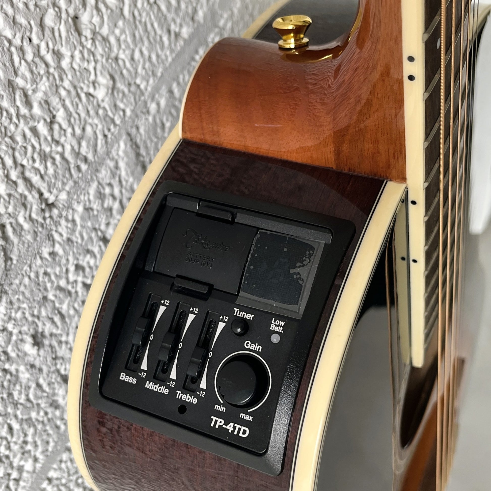 takamine gy51ebsb new yorker guitar sunburst preamp
