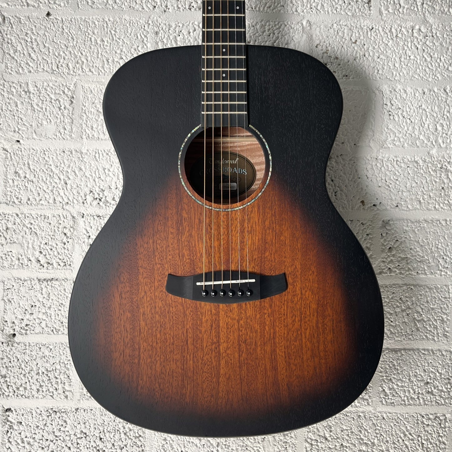 tanglewood tc3 crossroads auditorium acoustic guitar body closeup